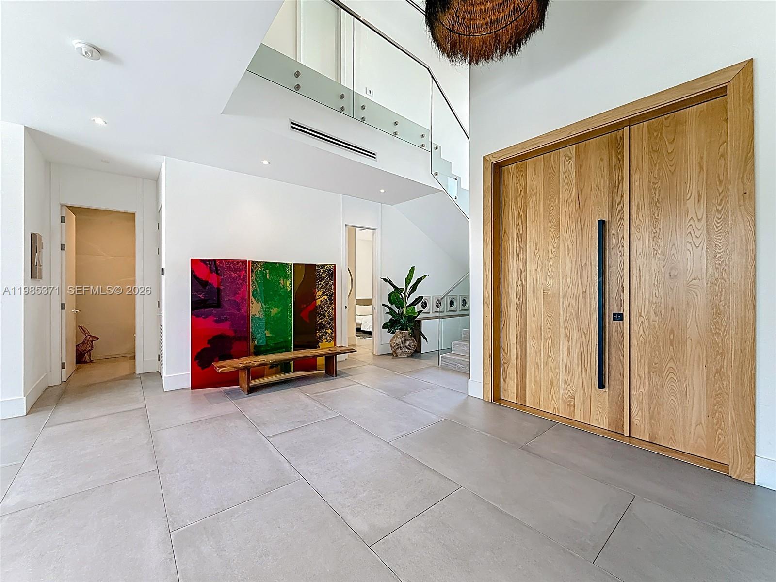 561 Warren Ln, Key Biscayne FL 33149