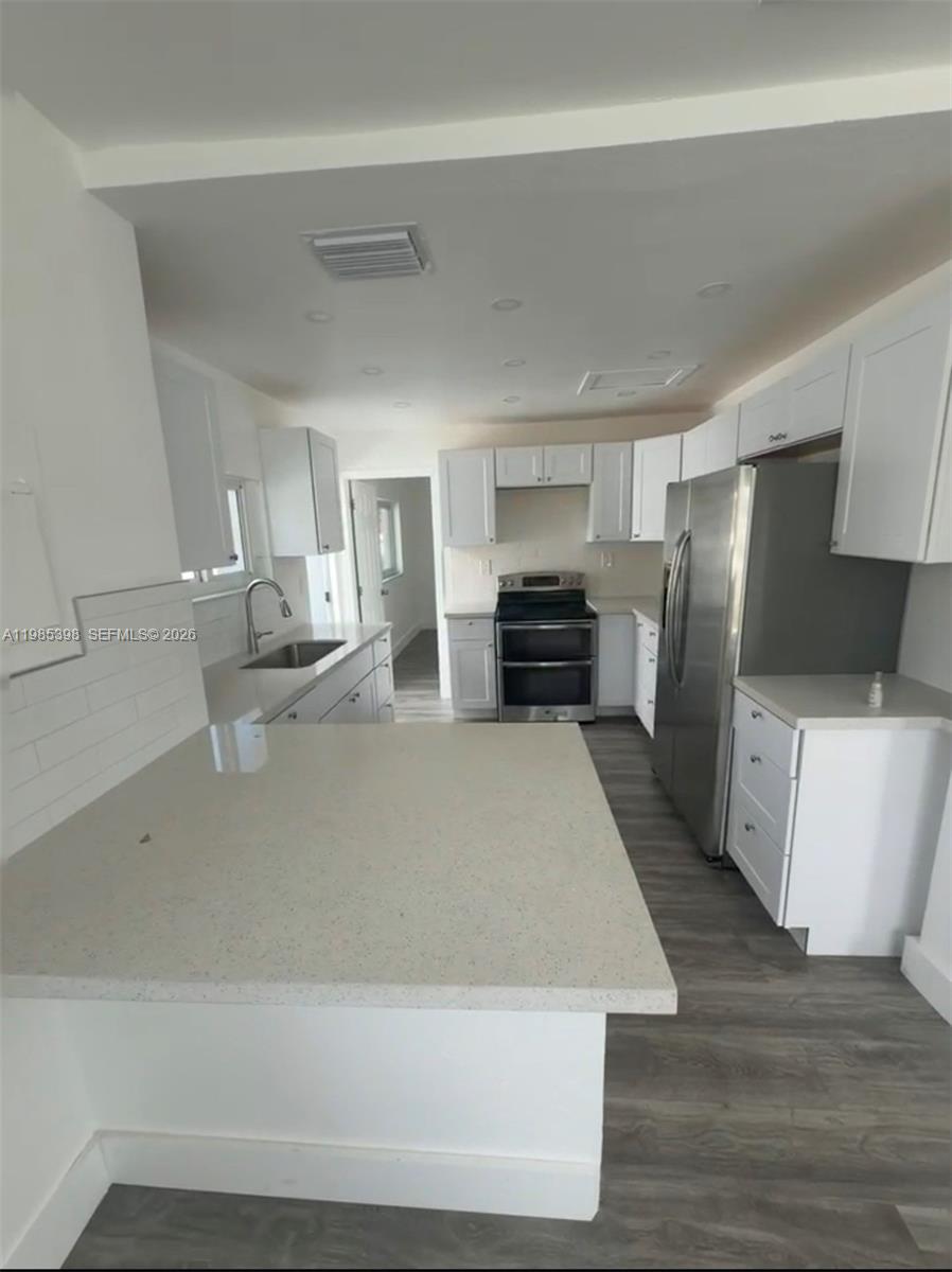 1637 NW 31st Ave #., Miami FL 33125