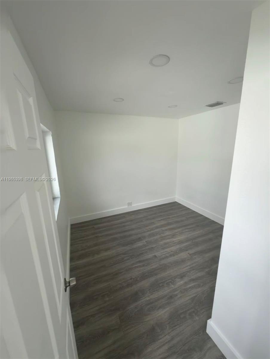 1637 NW 31st Ave #., Miami FL 33125
