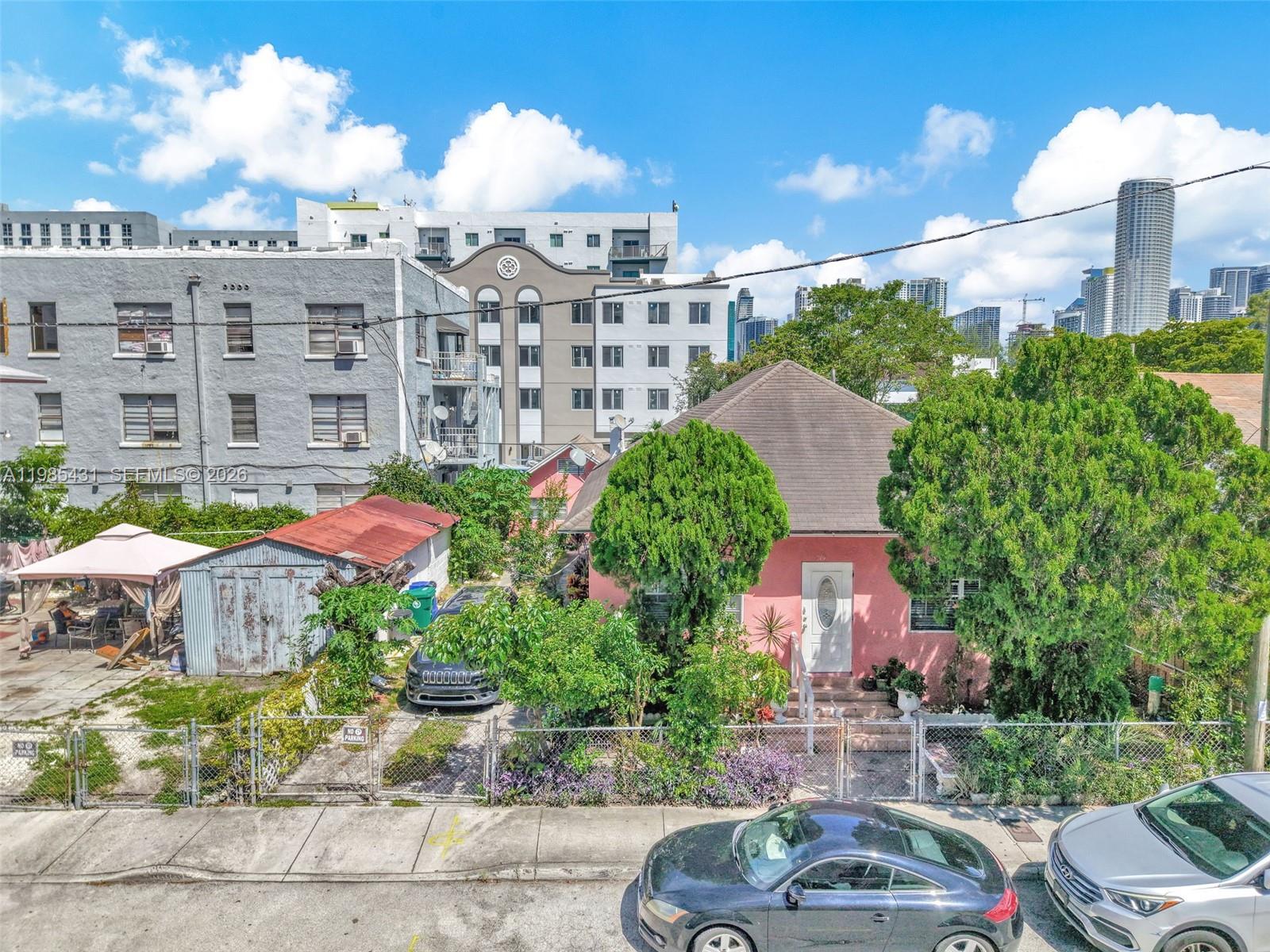 119 SW 7th Ave, Miami FL 33130