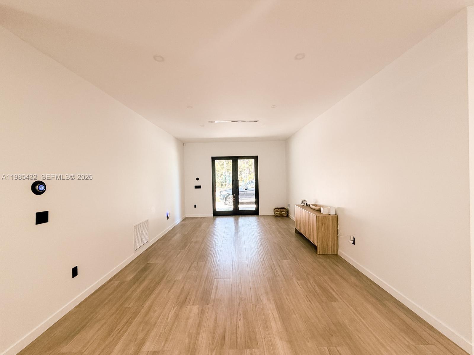 6200 SW 57th Dr, South Miami FL 33143