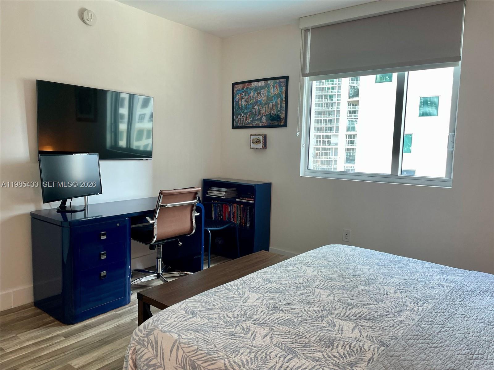 55 SE 6th St #1407, Miami FL 33131