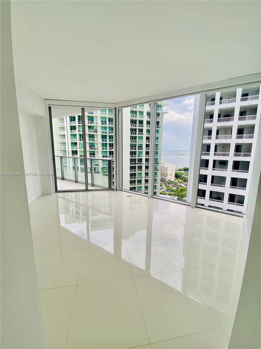 1300 Brickell Bay Dr #1903, Miami FL 33131