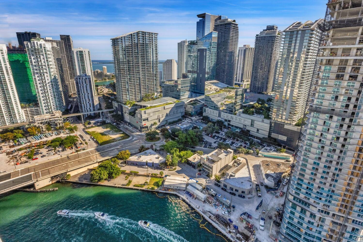 92 SW 3rd St #3904, Miami FL 33130