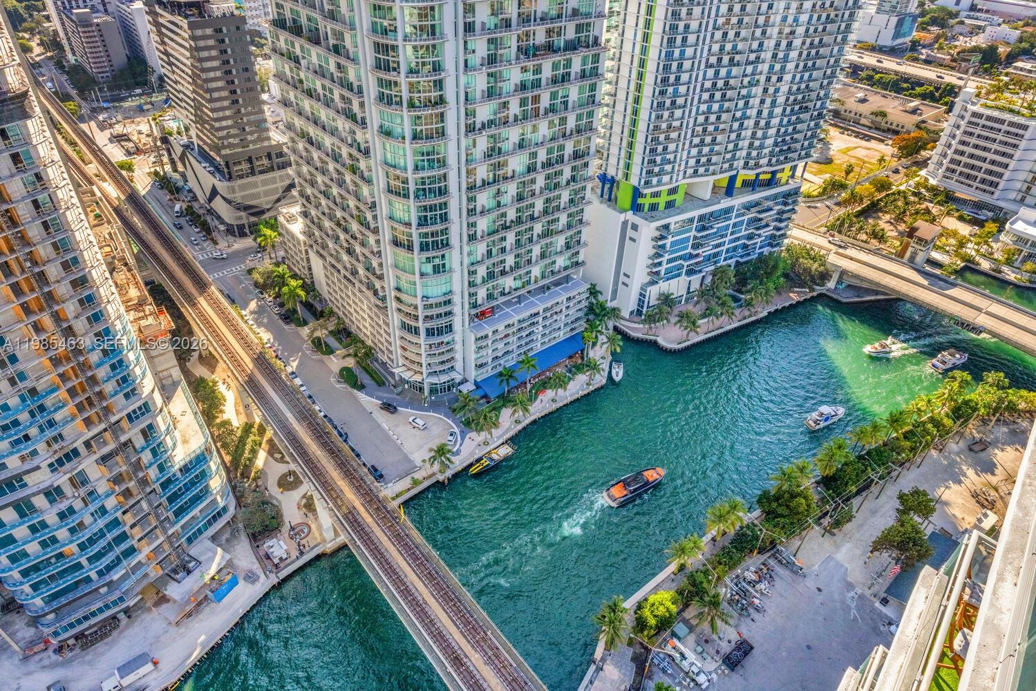 92 SW 3rd St #3904, Miami FL 33130