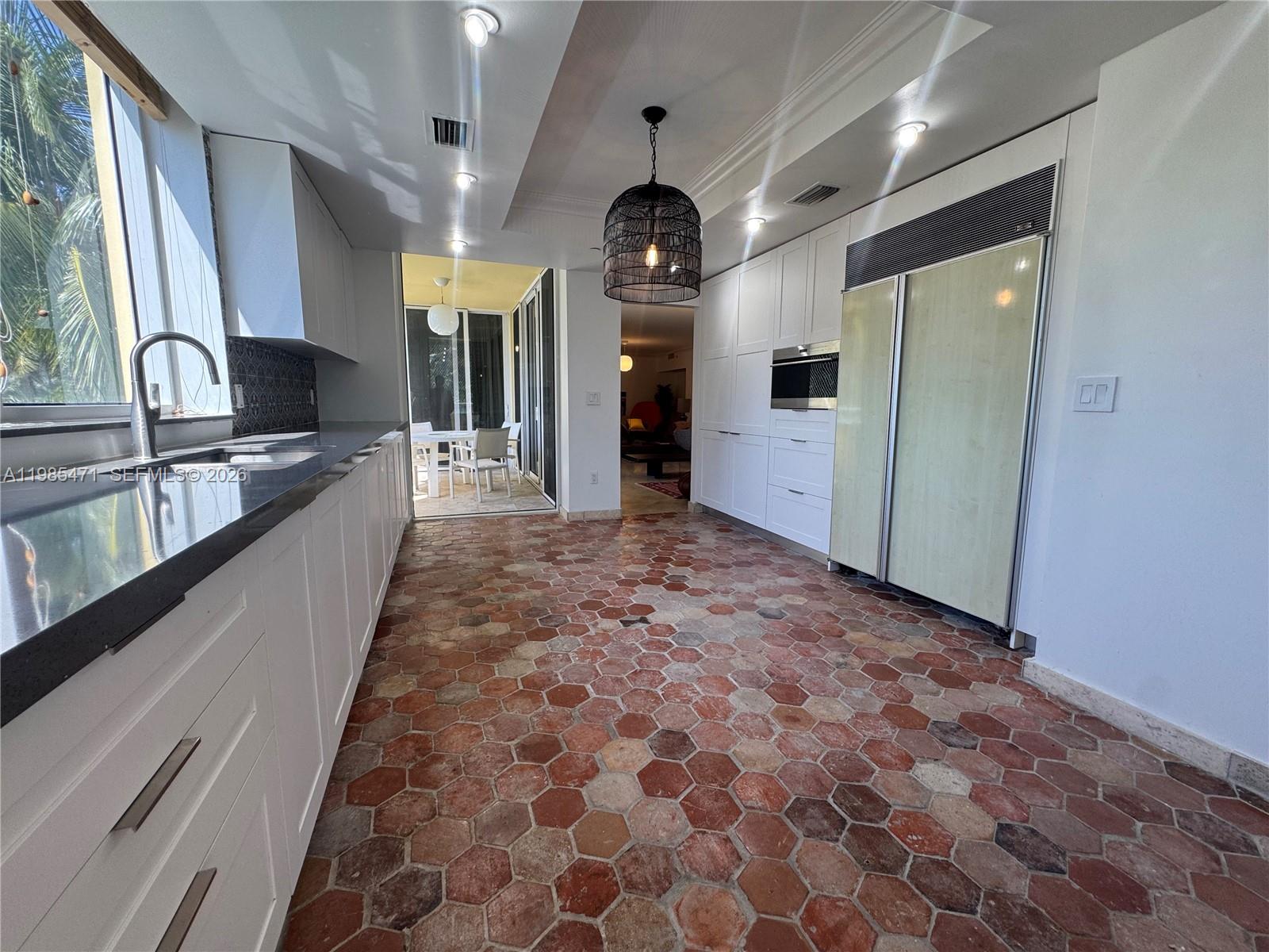 445 Grand Bay Dr #310, Key Biscayne FL 33149