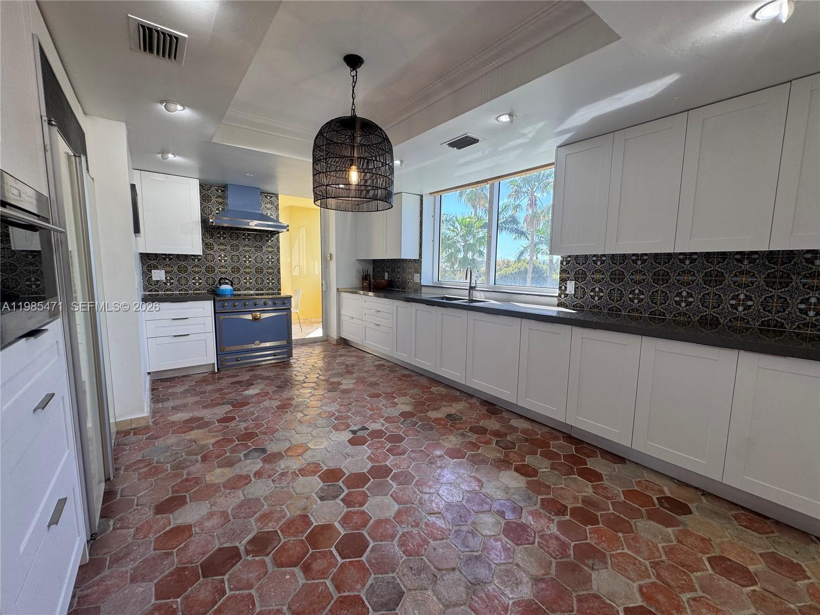 445 Grand Bay Dr #310, Key Biscayne FL 33149