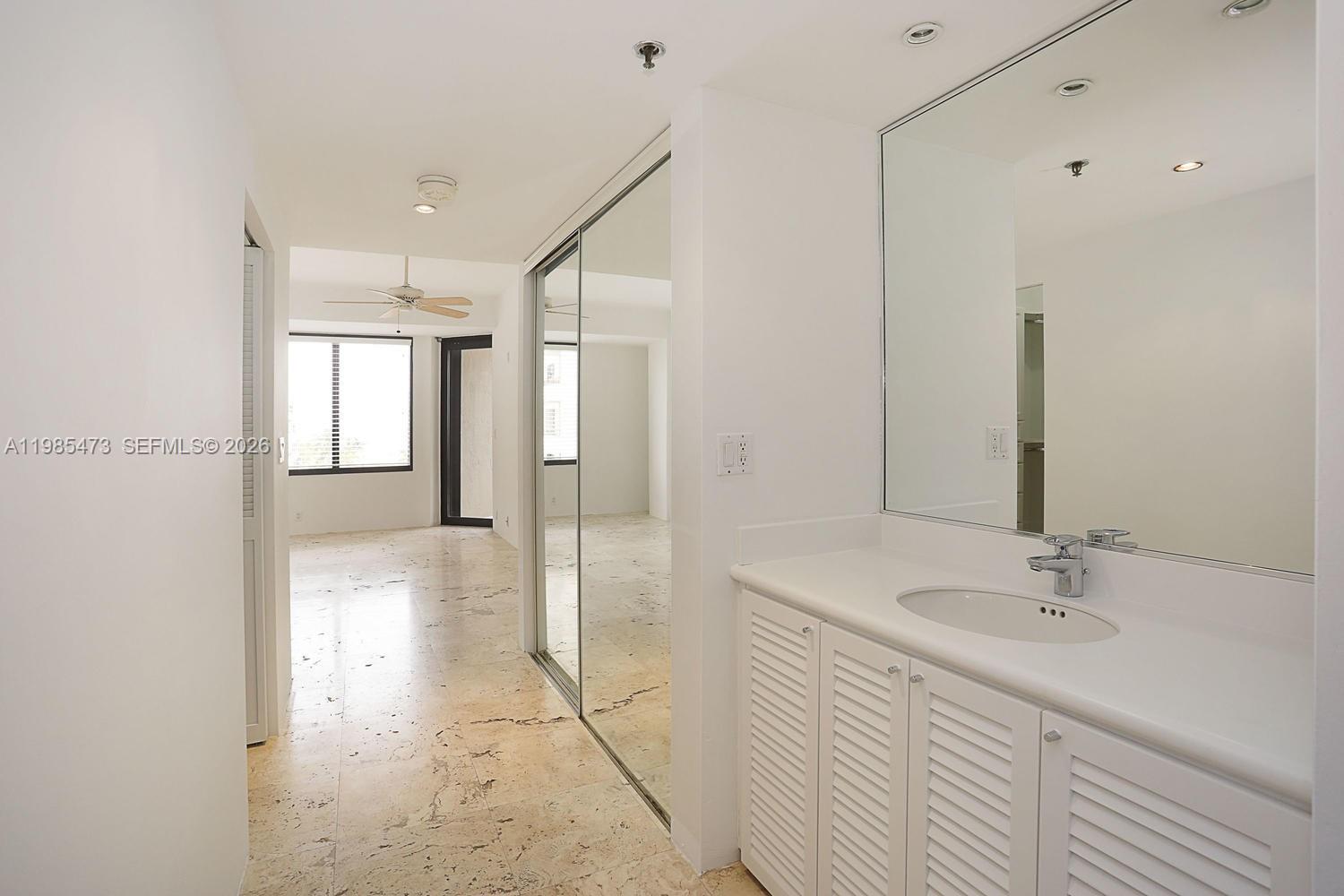 201 Crandon Blvd #507, Key Biscayne FL 33149