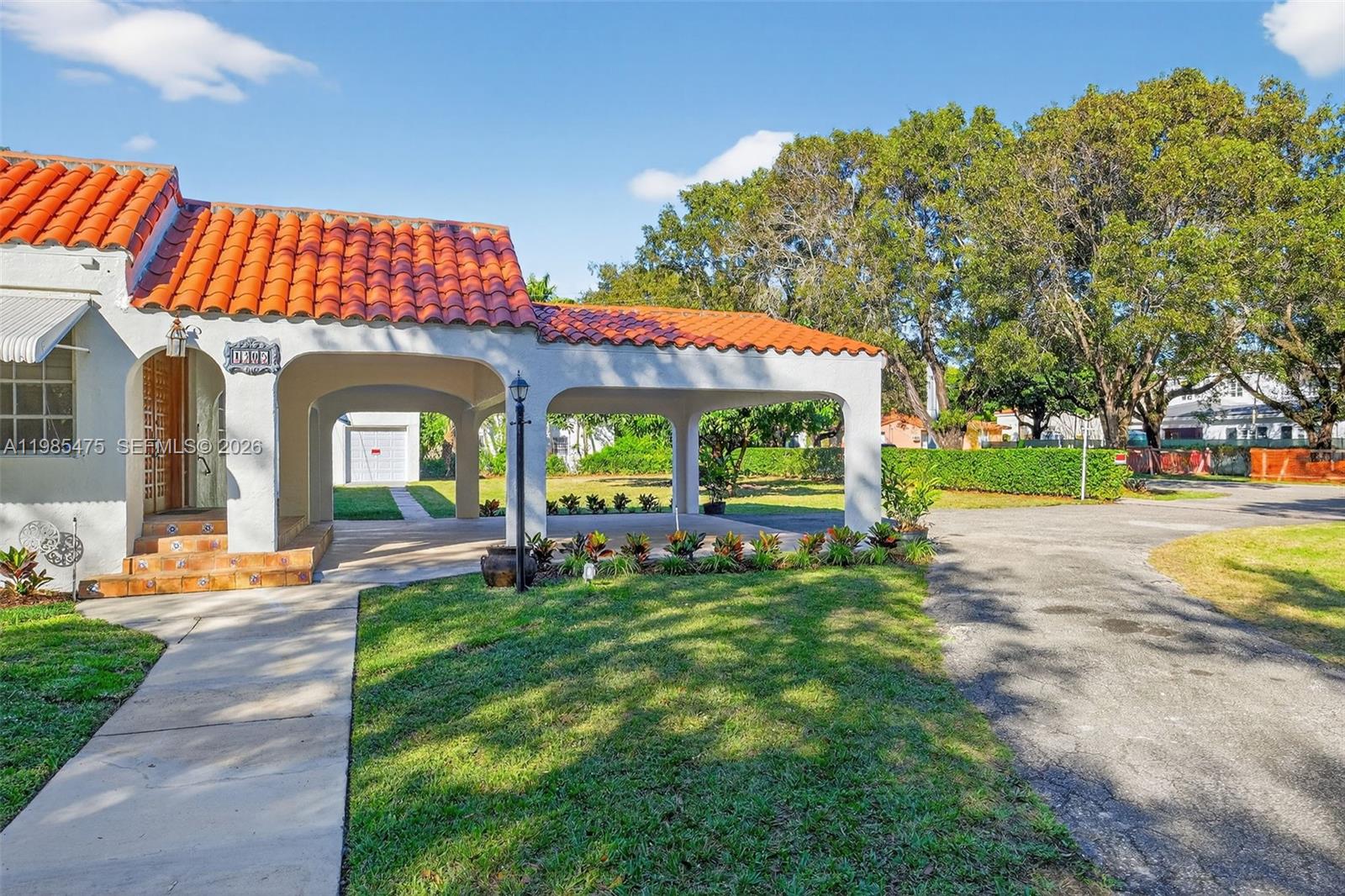 1305 Alhambra Cir, Coral Gables FL 33134