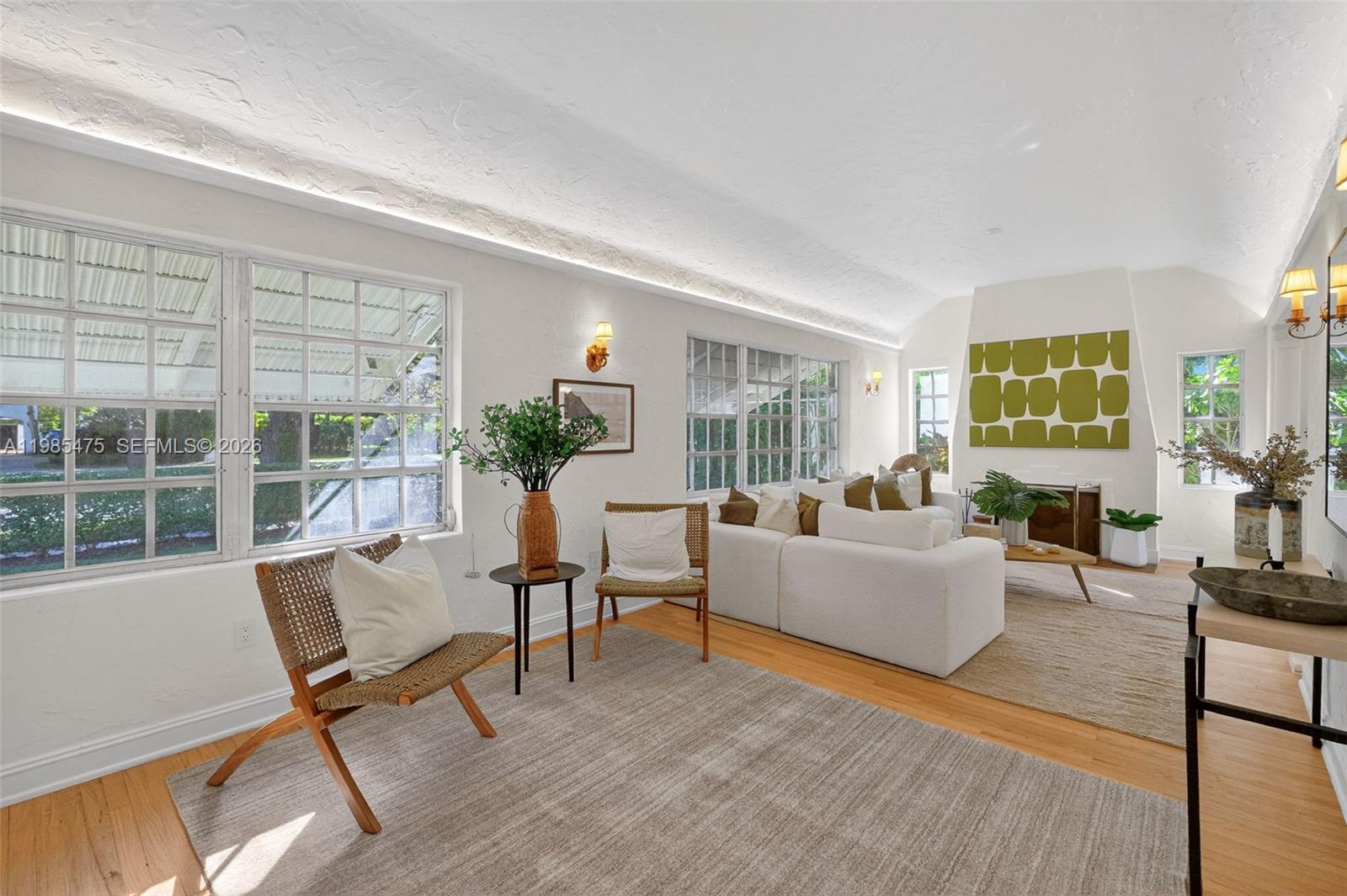 1305 Alhambra Cir, Coral Gables FL 33134