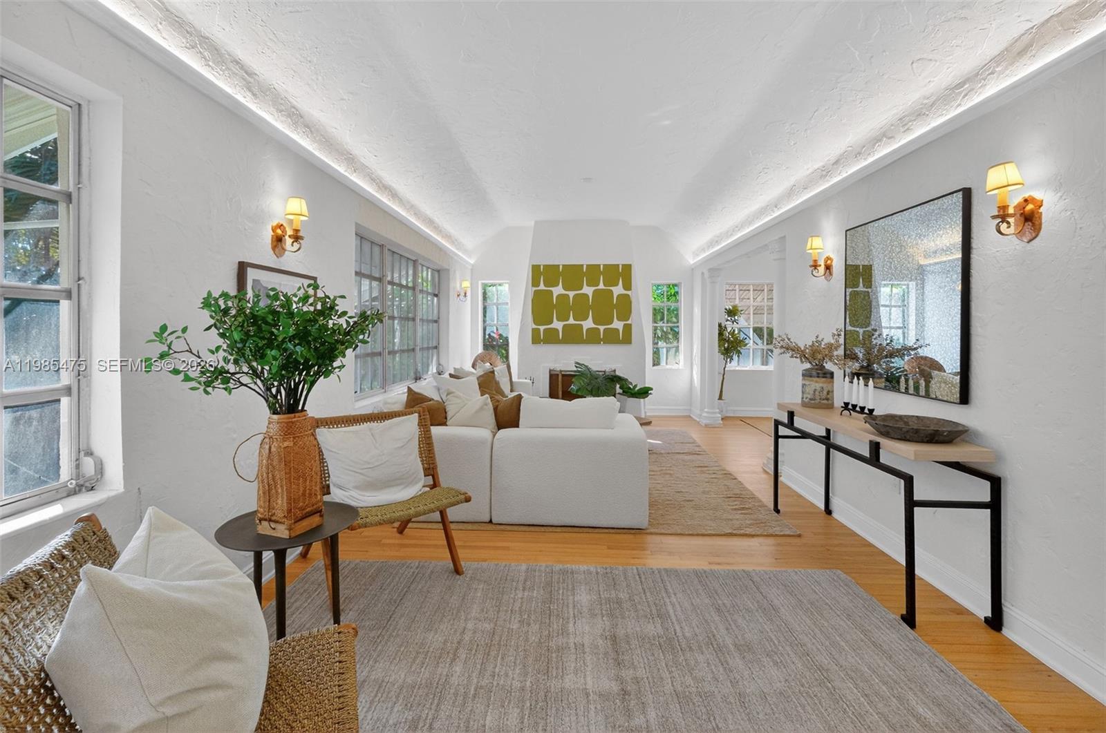 1305 Alhambra Cir, Coral Gables FL 33134
