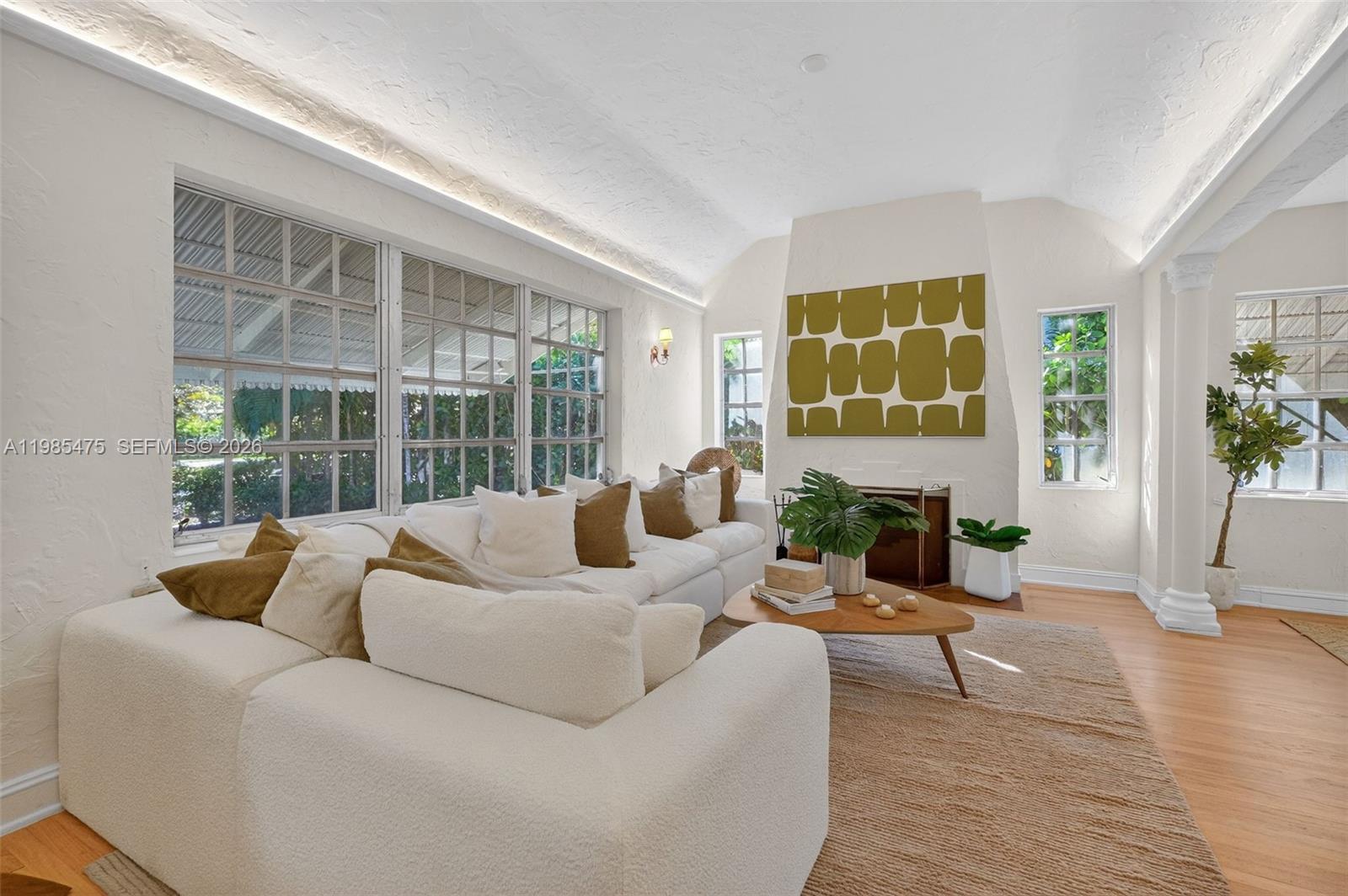 1305 Alhambra Cir, Coral Gables FL 33134