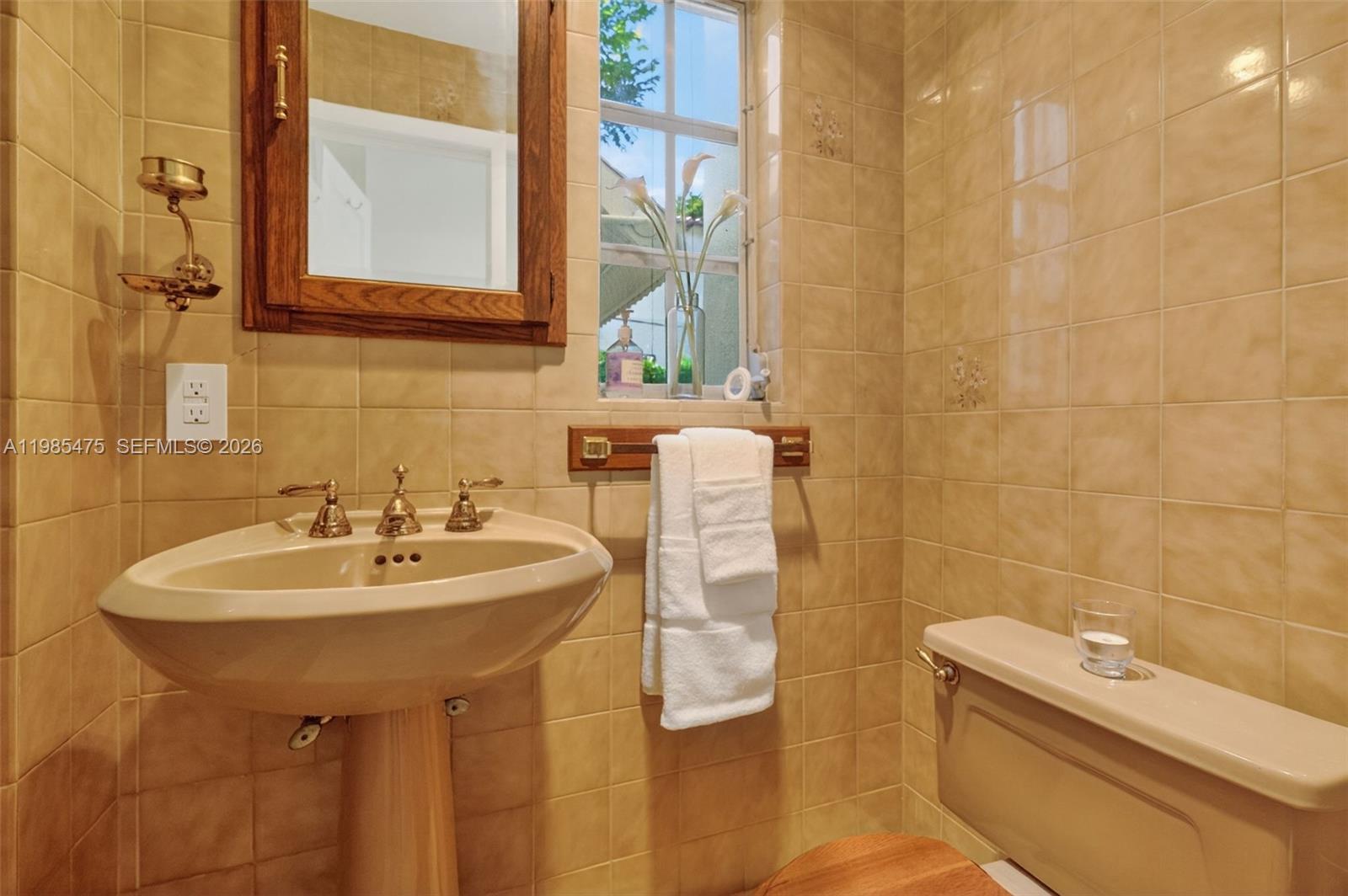 1305 Alhambra Cir, Coral Gables FL 33134
