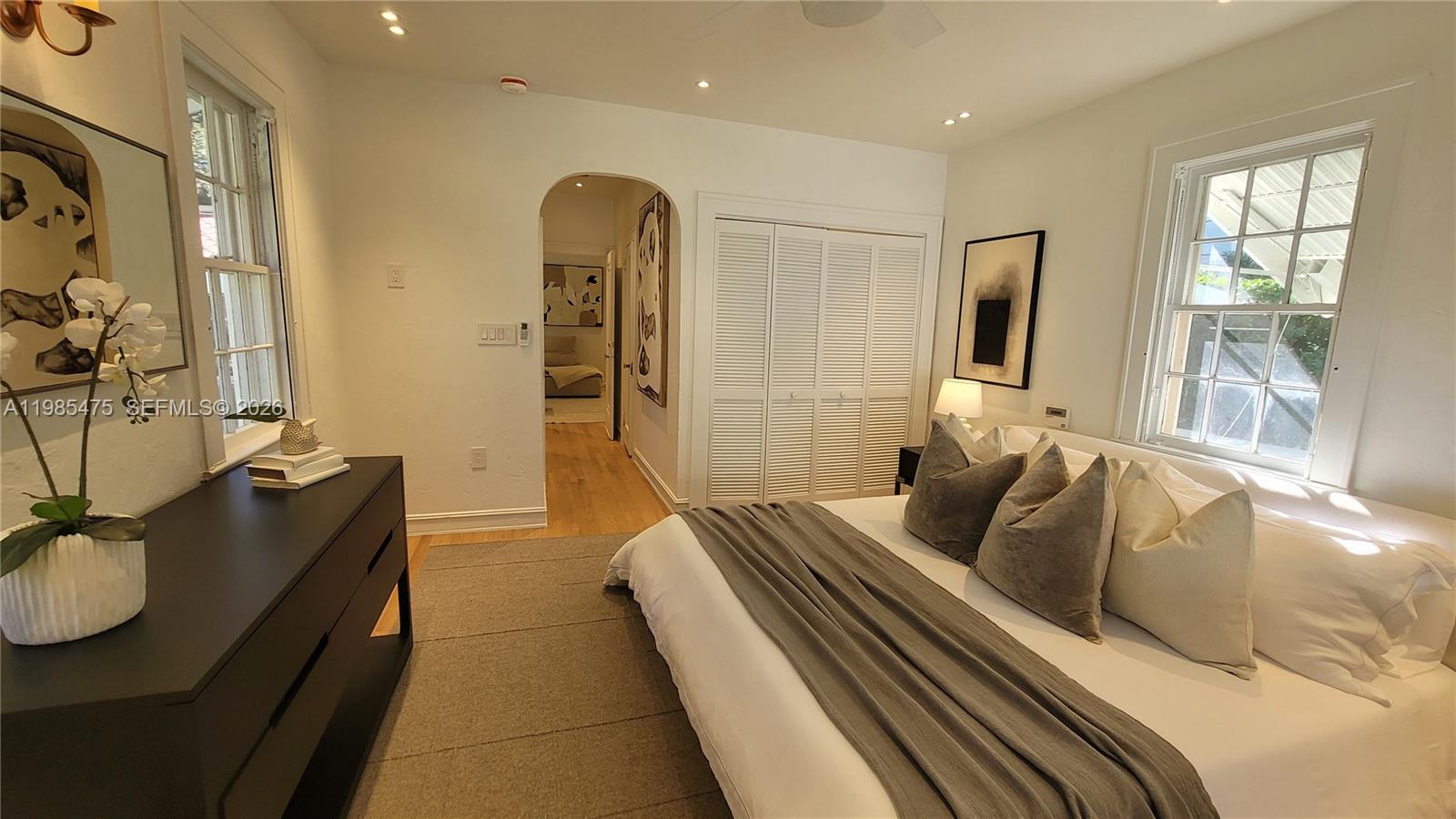 1305 Alhambra Cir, Coral Gables FL 33134