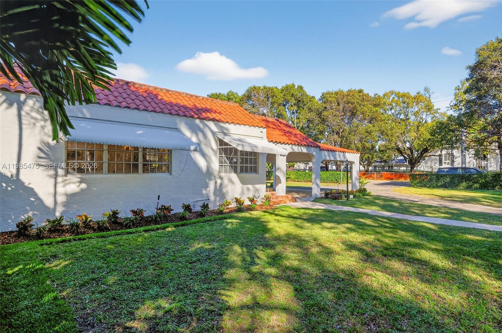 1305 Alhambra Cir, Coral Gables FL 33134