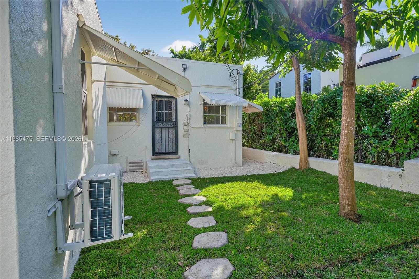 1305 Alhambra Cir, Coral Gables FL 33134