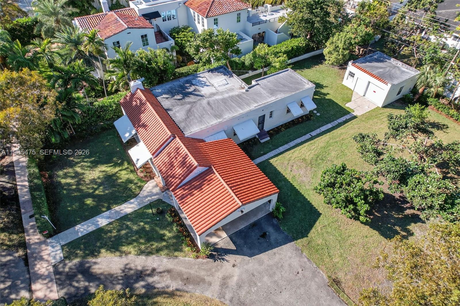 1305 Alhambra Cir, Coral Gables FL 33134