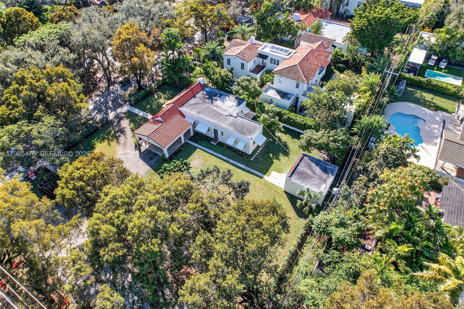 1305 Alhambra Cir, Coral Gables FL 33134