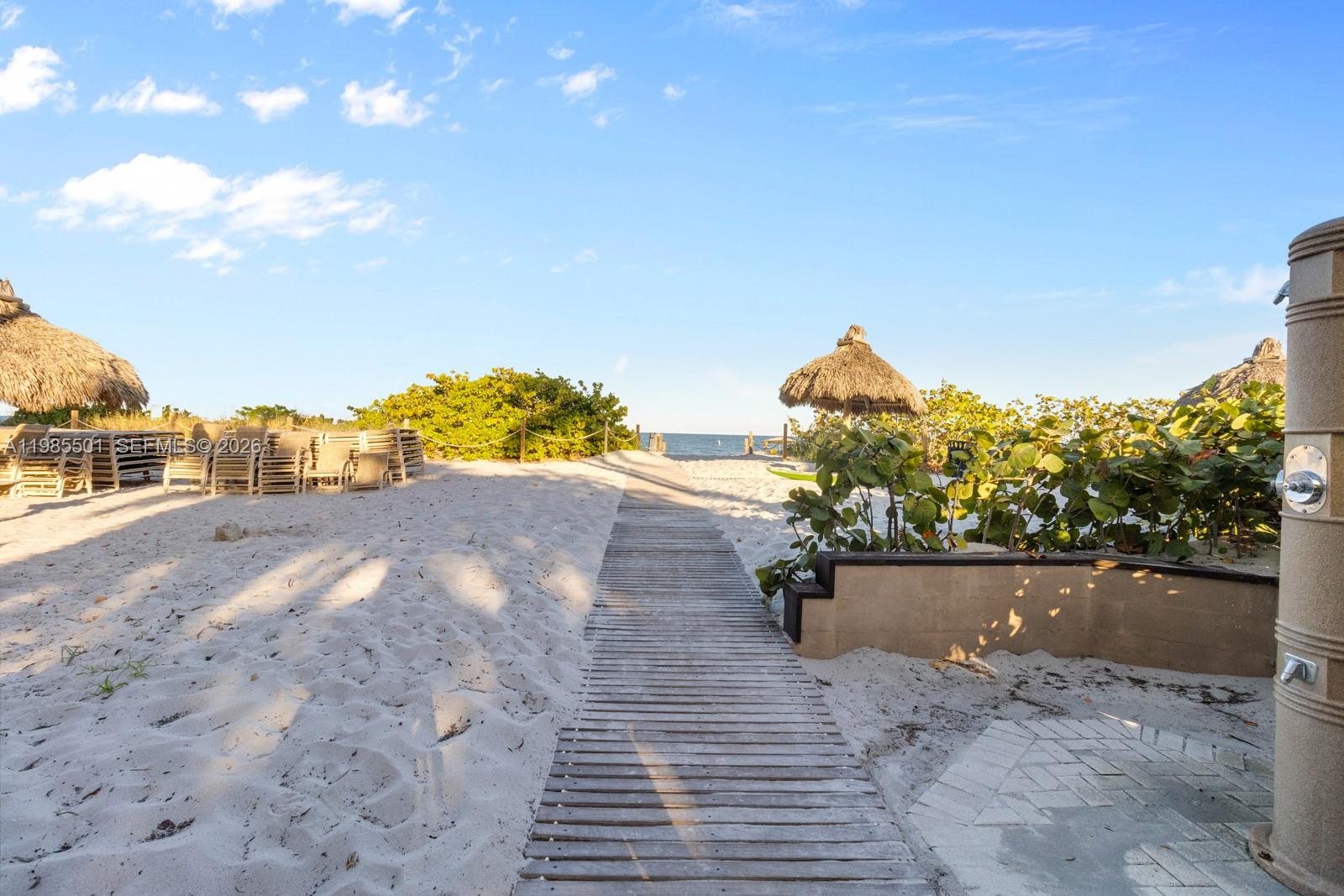 1111 Crandon Blvd #A405, Key Biscayne FL 33149