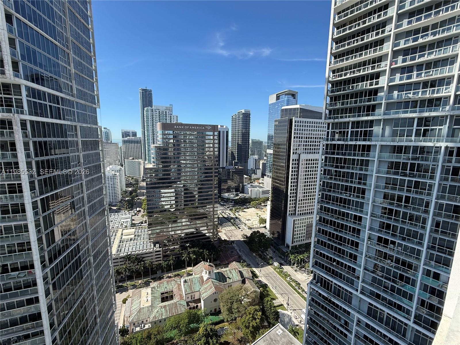 475 Brickell Ave #3913, Miami FL 33131