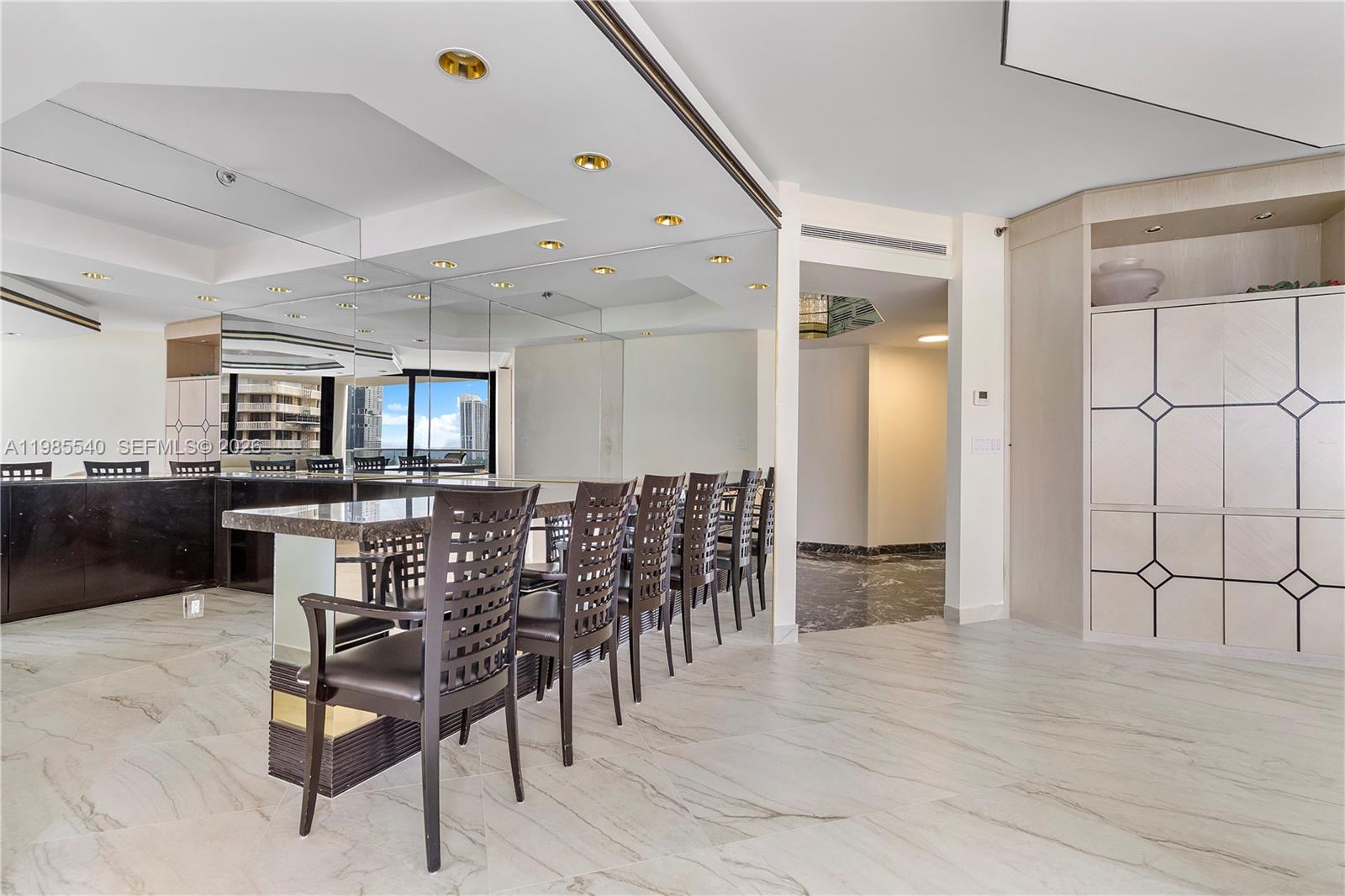 19500 Turnberry Way #15E, Aventura FL 33180
