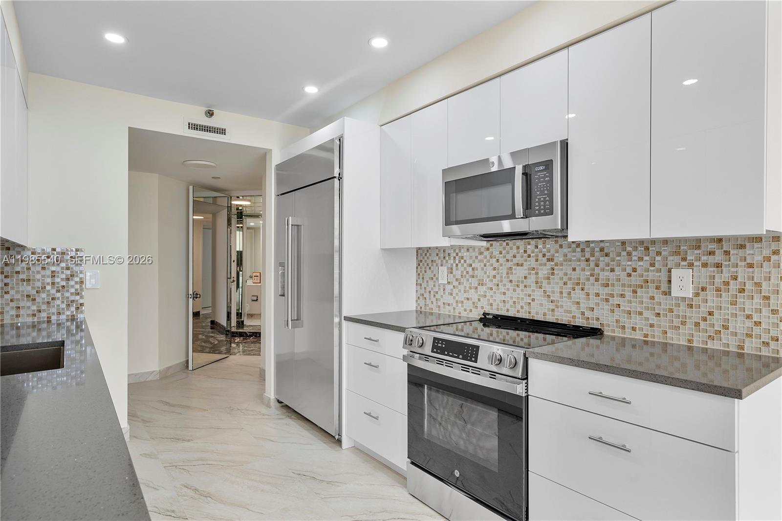 19500 Turnberry Way #15E, Aventura FL 33180