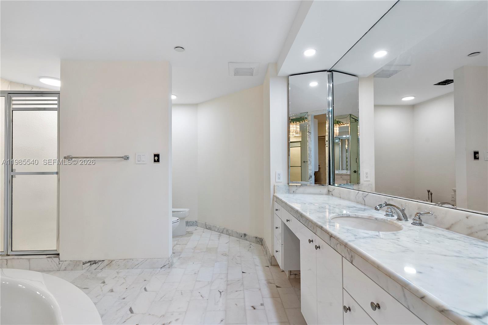 19500 Turnberry Way #15E, Aventura FL 33180
