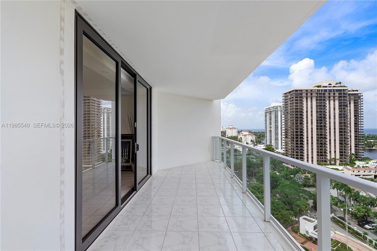19500 Turnberry Way #15E, Aventura FL 33180