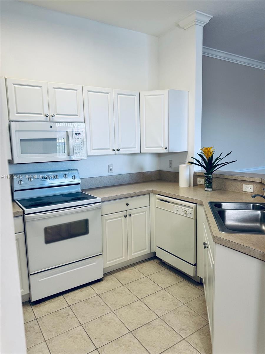 4702 SW 160th Ave #337, Miramar FL 33027