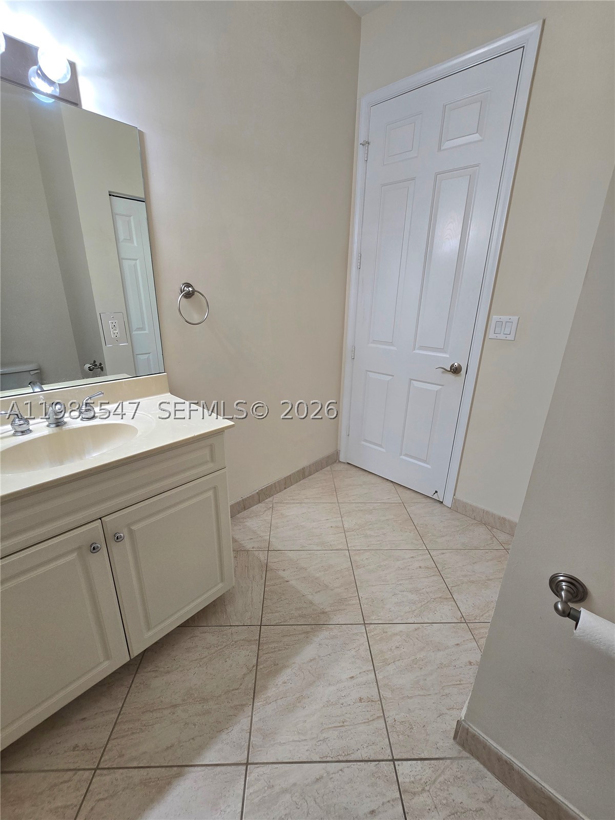 6841 N Lakeside Cir N #109-1, Davie FL 33314