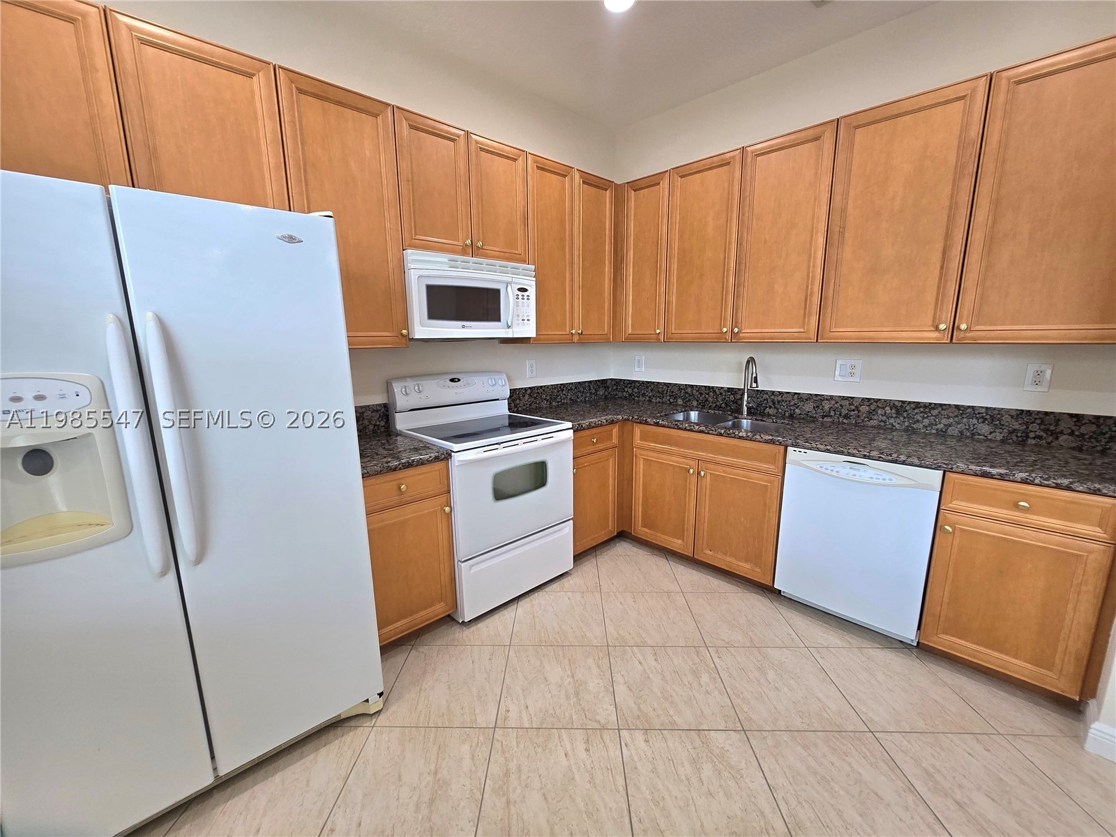 6841 N Lakeside Cir N #109-1, Davie FL 33314