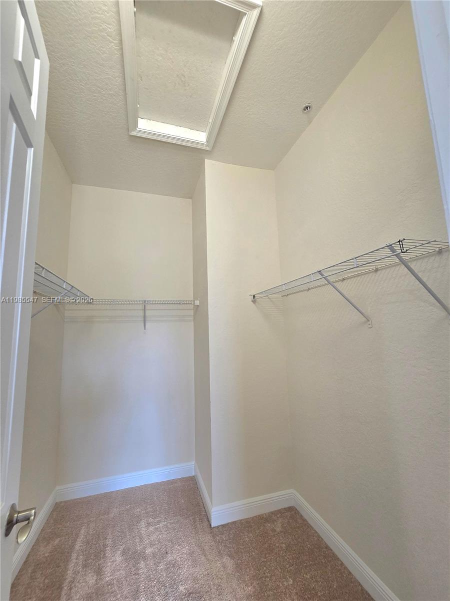 6841 N Lakeside Cir N #109-1, Davie FL 33314