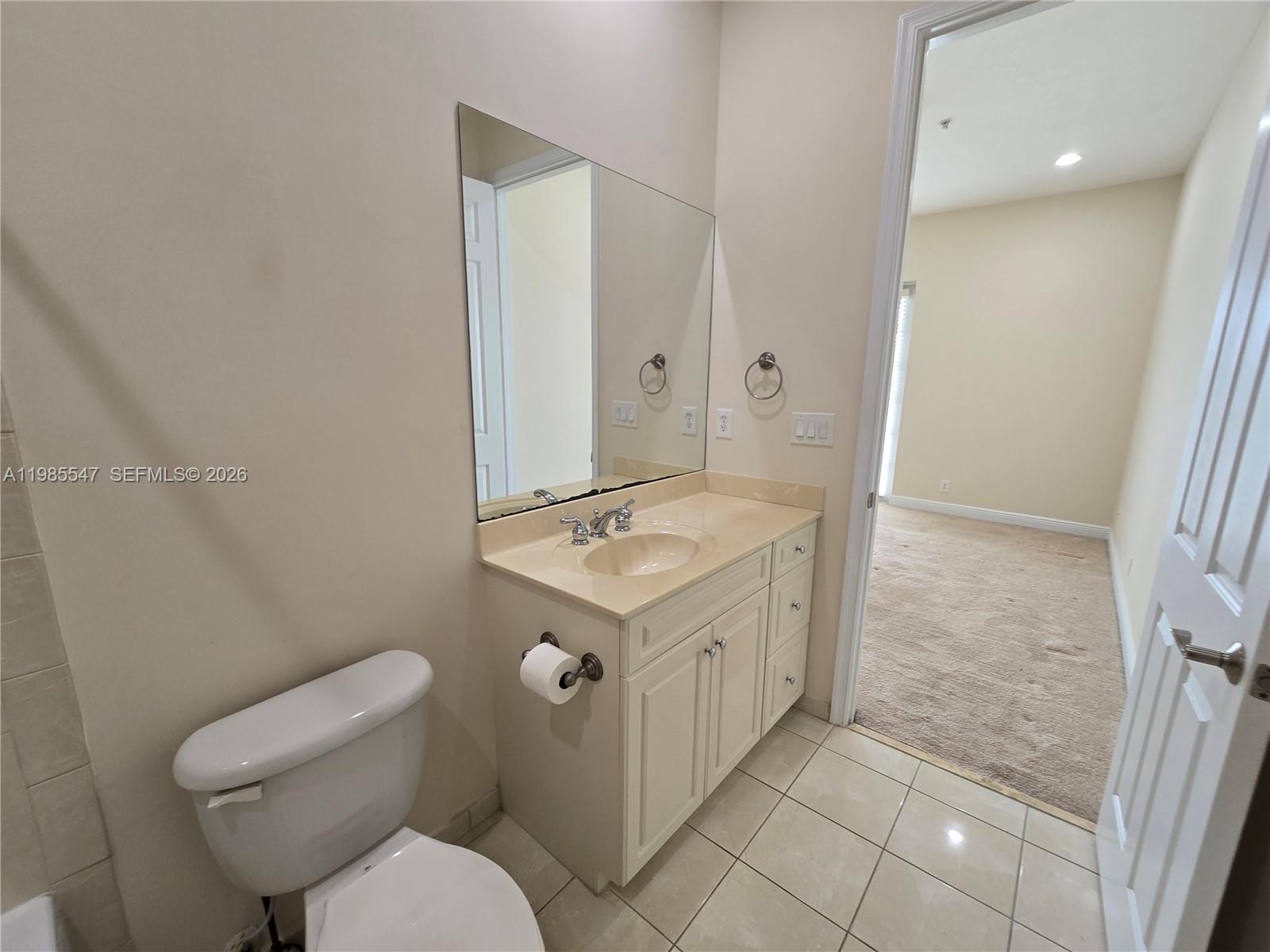 6841 N Lakeside Cir N #109-1, Davie FL 33314