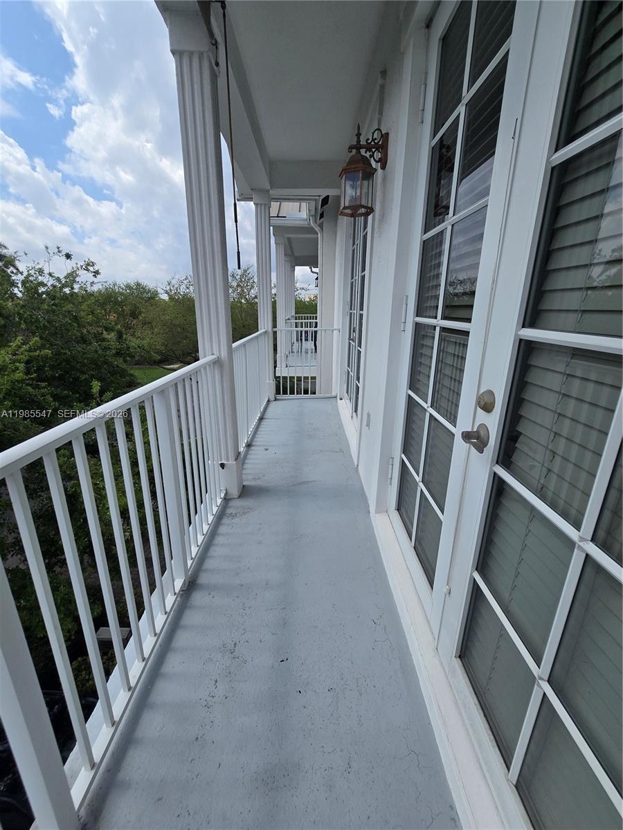 6841 N Lakeside Cir N #109-1, Davie FL 33314