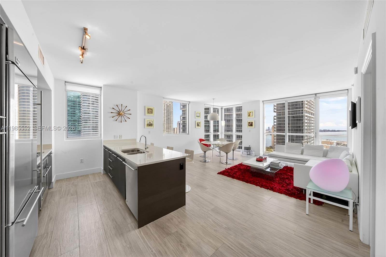 500 Brickell Ave #3901, Miami FL 33131