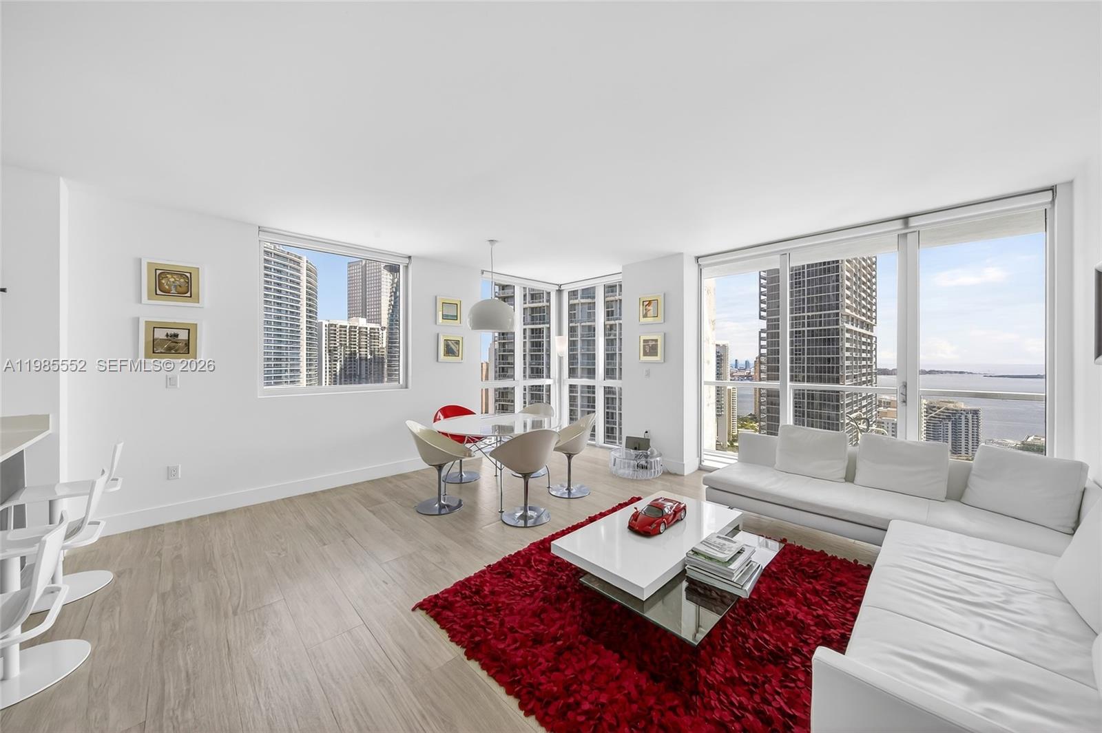 500 Brickell Ave #3901, Miami FL 33131
