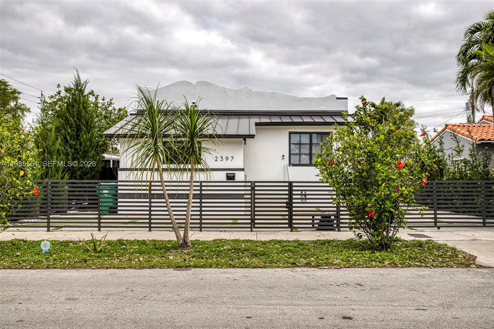 2397 SW 13th St, Miami FL 33145