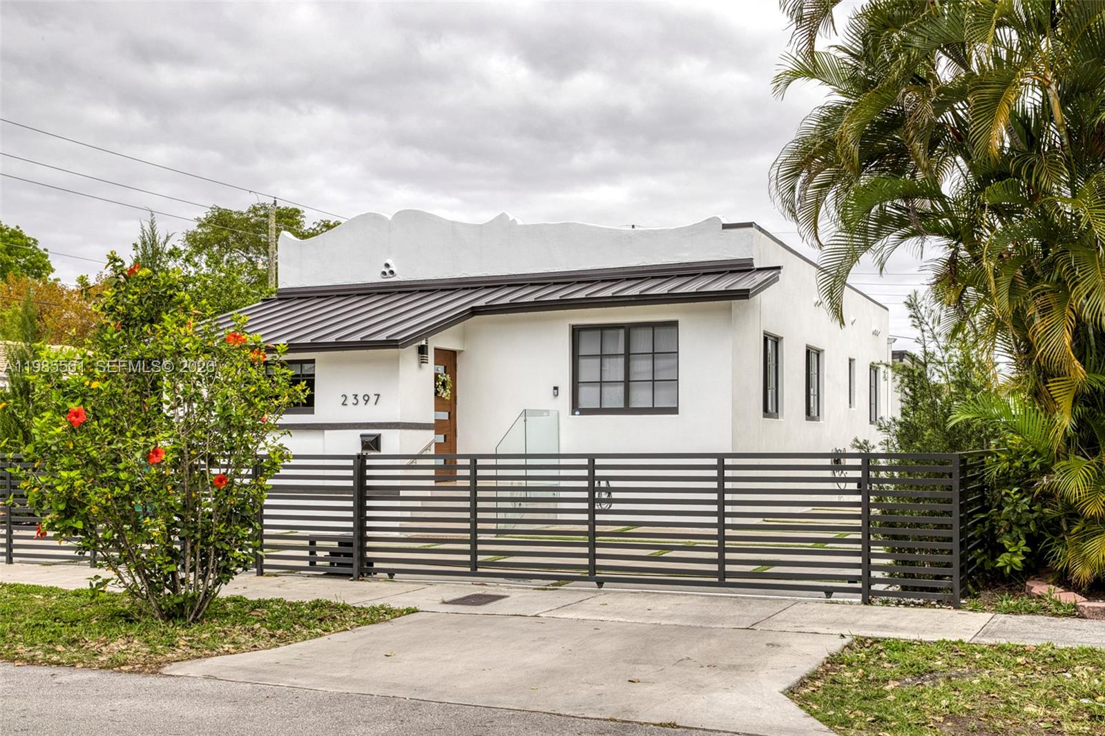 2397 SW 13th St, Miami FL 33145