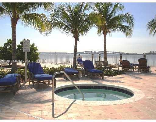 2101 Brickell Ave #1911, Miami FL 33129
