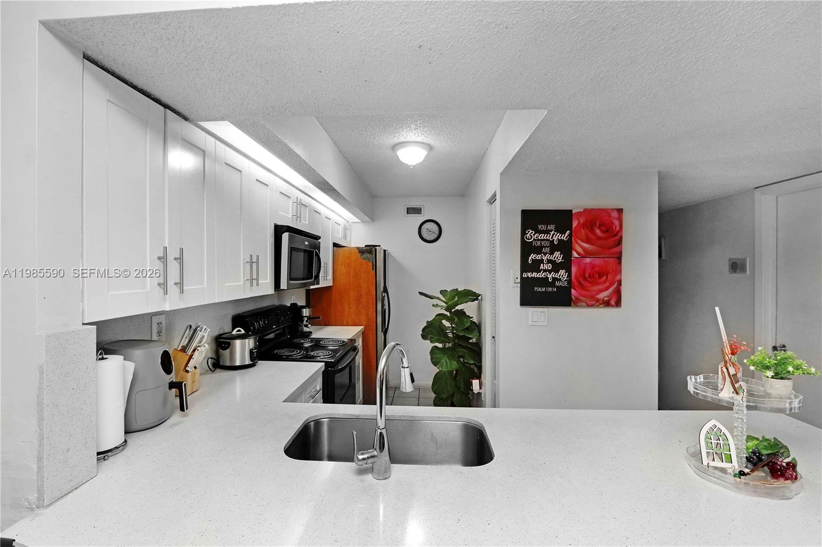 8640 SW 212th St #303, Cutler Bay FL 33189