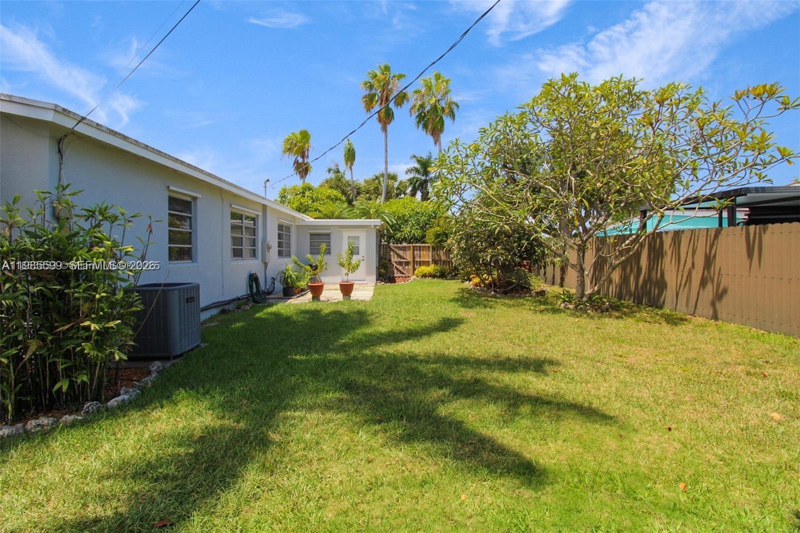 10250 Caribbean Blvd, Cutler Bay FL 33189