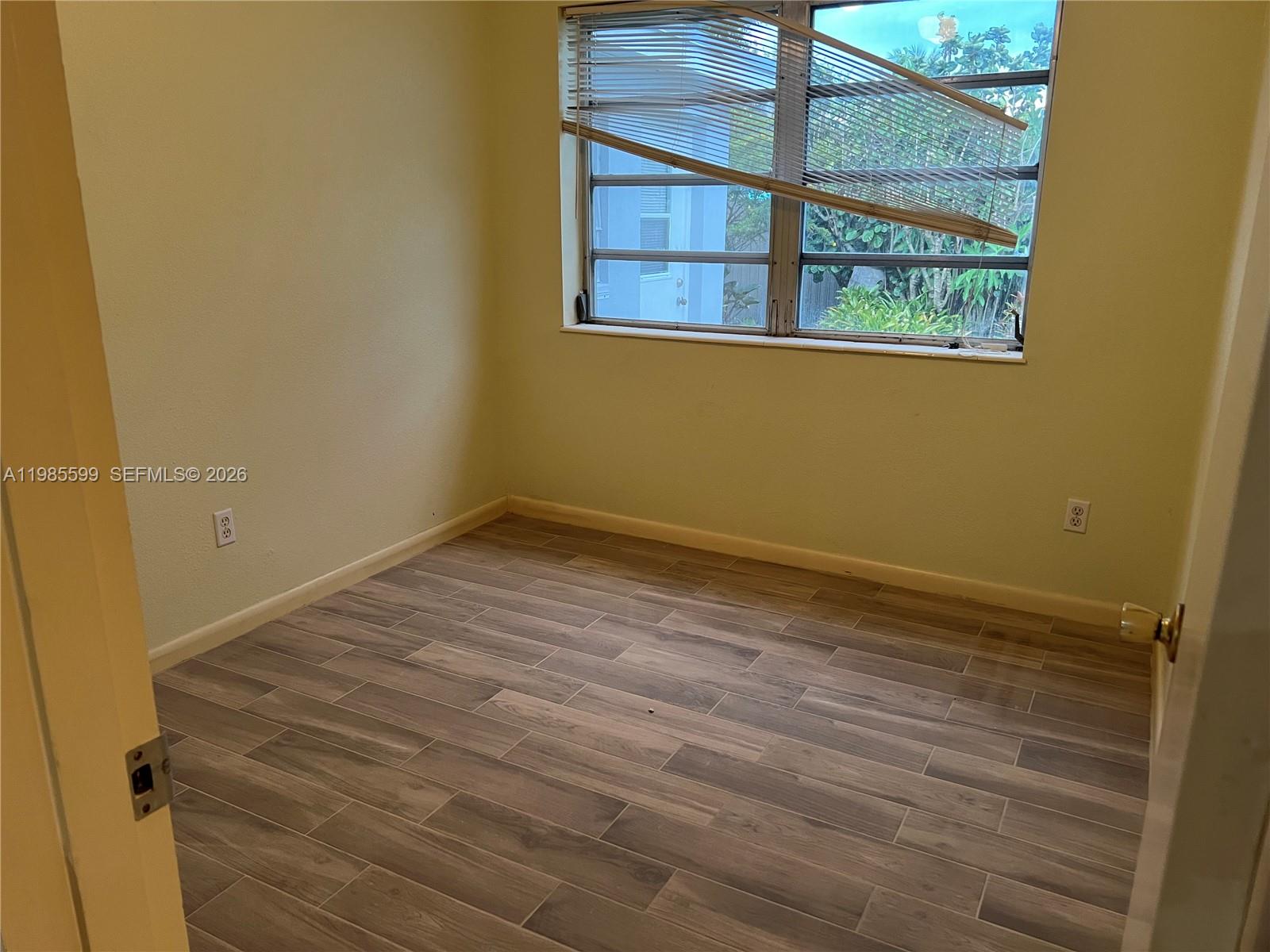 10250 Caribbean Blvd, Cutler Bay FL 33189