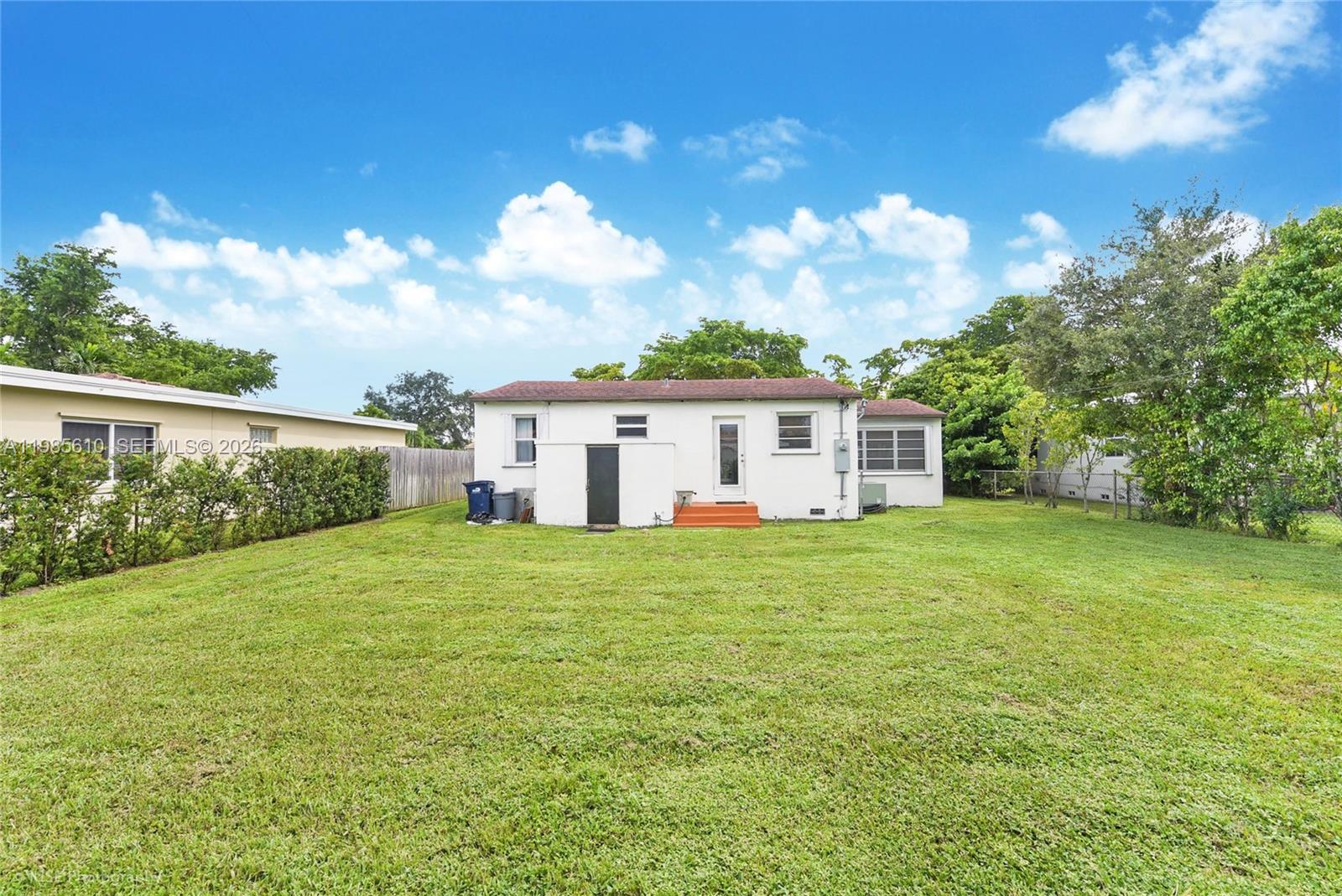 6457 SW 10th St, West Miami FL 33144