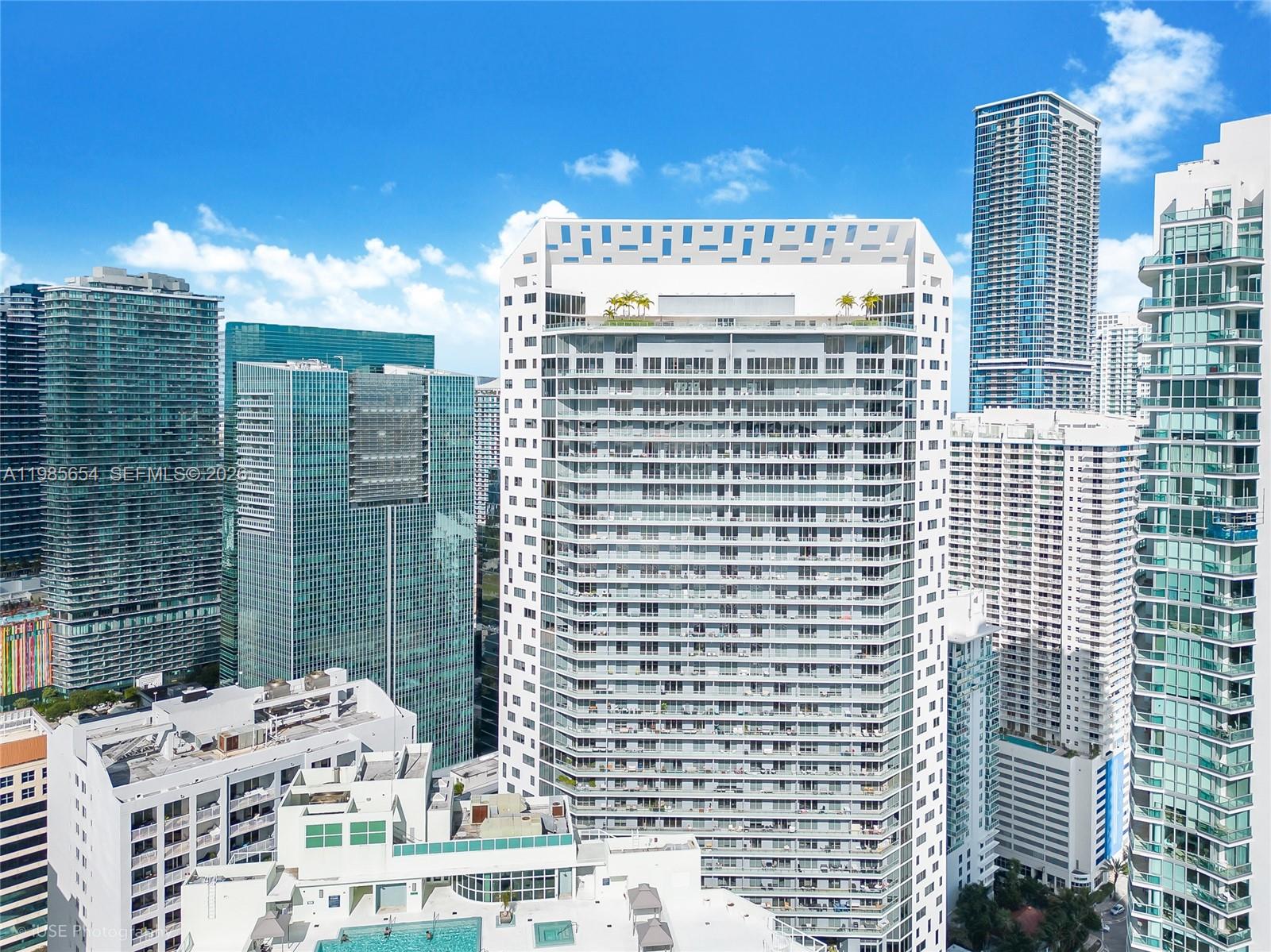 1300 Brickell Bay Dr #1803, Miami FL 33131