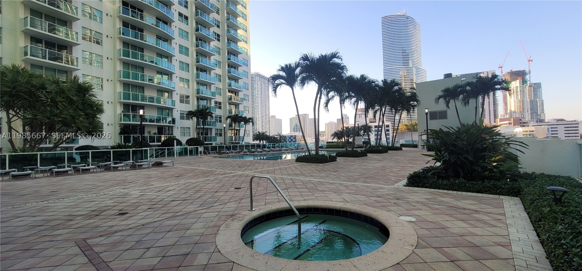 31 SE 5th St #1110, Miami FL 33131