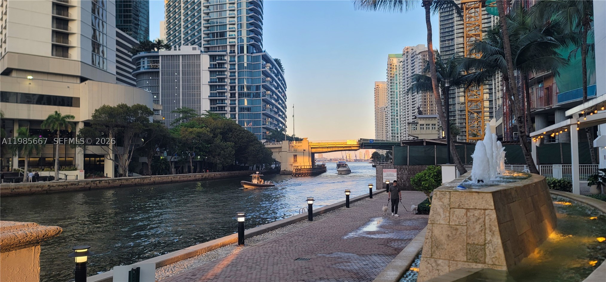 31 SE 5th St #1110, Miami FL 33131