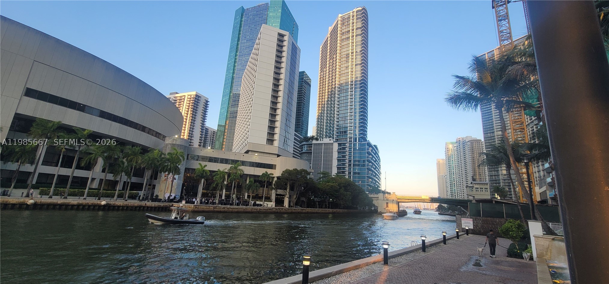 31 SE 5th St #1110, Miami FL 33131