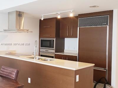 495 Brickell Ave #3809, Miami FL 33131