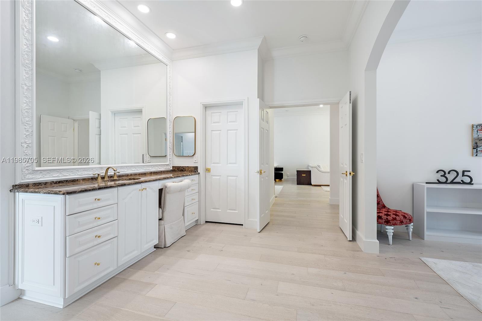 325 Eagle Dr, Jupiter FL 33477