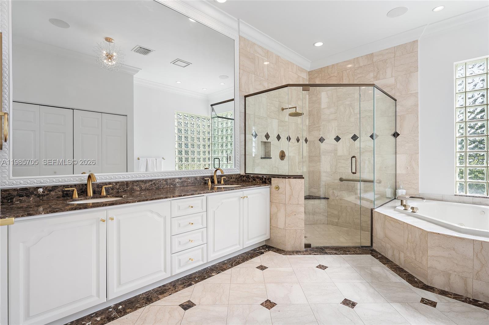 325 Eagle Dr, Jupiter FL 33477